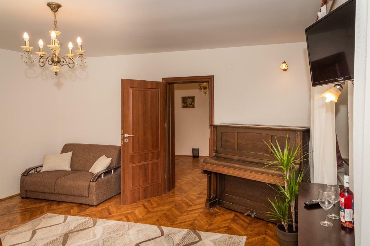 Musik Apartments Old Town Sibiu Exterior photo
